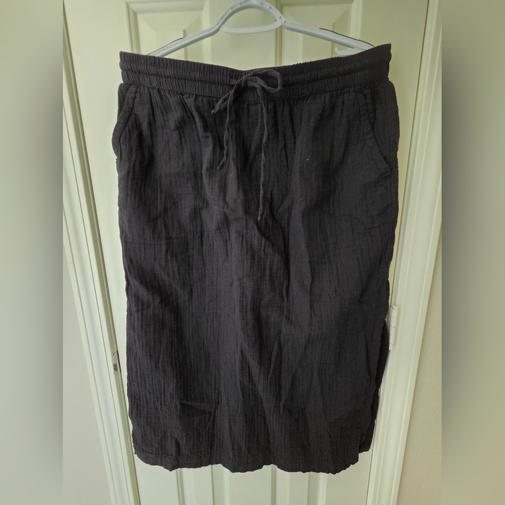 Universal Thread Black Elastic Waist Midi Skirt